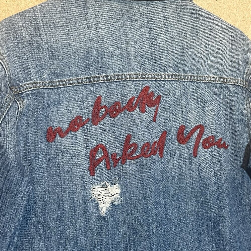 Hidden Embroidered Distressed Denim Jean Jacket Size Small Grunge Y2K Women's - Picture 8 of 12